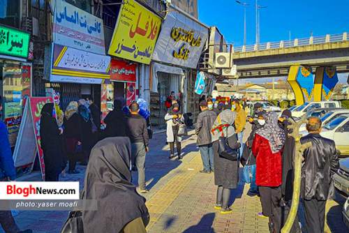 تصاویر/ ادامه شلوغی دفاتر پیشخوان‌ها در روزهای قرمز کرونایی در مازندران