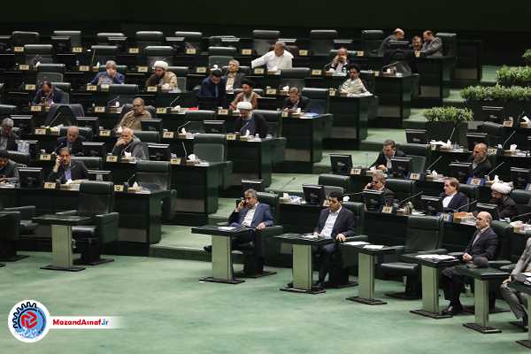 محدودیت فعالیت دو دوره و چهار دوره متناوب در اتاق‌ها و اتحادیه‌های صنفی برداشته شد