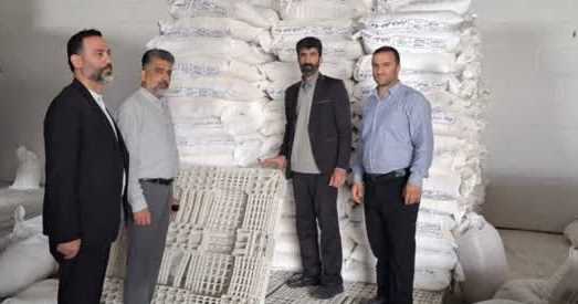 بازدید سرزده از نانوایی‌های دابودشت؛ کشف ۲۴ کیسه آرد خارج از شبکه توزیع