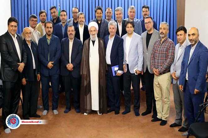 بازار ویترین شهر و نماد معنویت جامعه است
