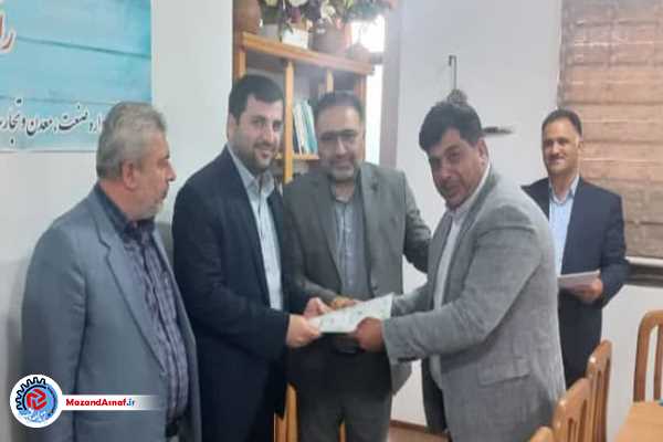 «فرزاد اسدی» رئیس جدید اتاق اصناف نور شد+عکس