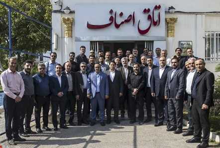 با اعطای اعتبارنامه؛ دوره جدید مدیریت پارلمان صنفی مرکز مازندران آغاز شد + تصاویر