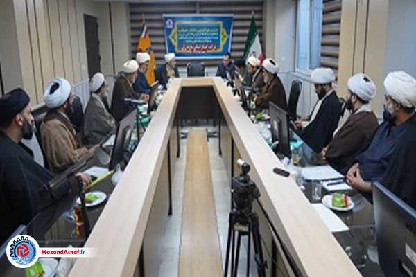 برگزاری هم‌اندیشی امامان جماعت شرکت گاز مازندران برای تقویت برنامه‌های فرهنگی