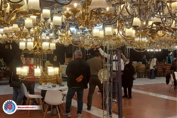 عکس| استقبال بازدیدکنندگان از نمایشگاه مبل ساری